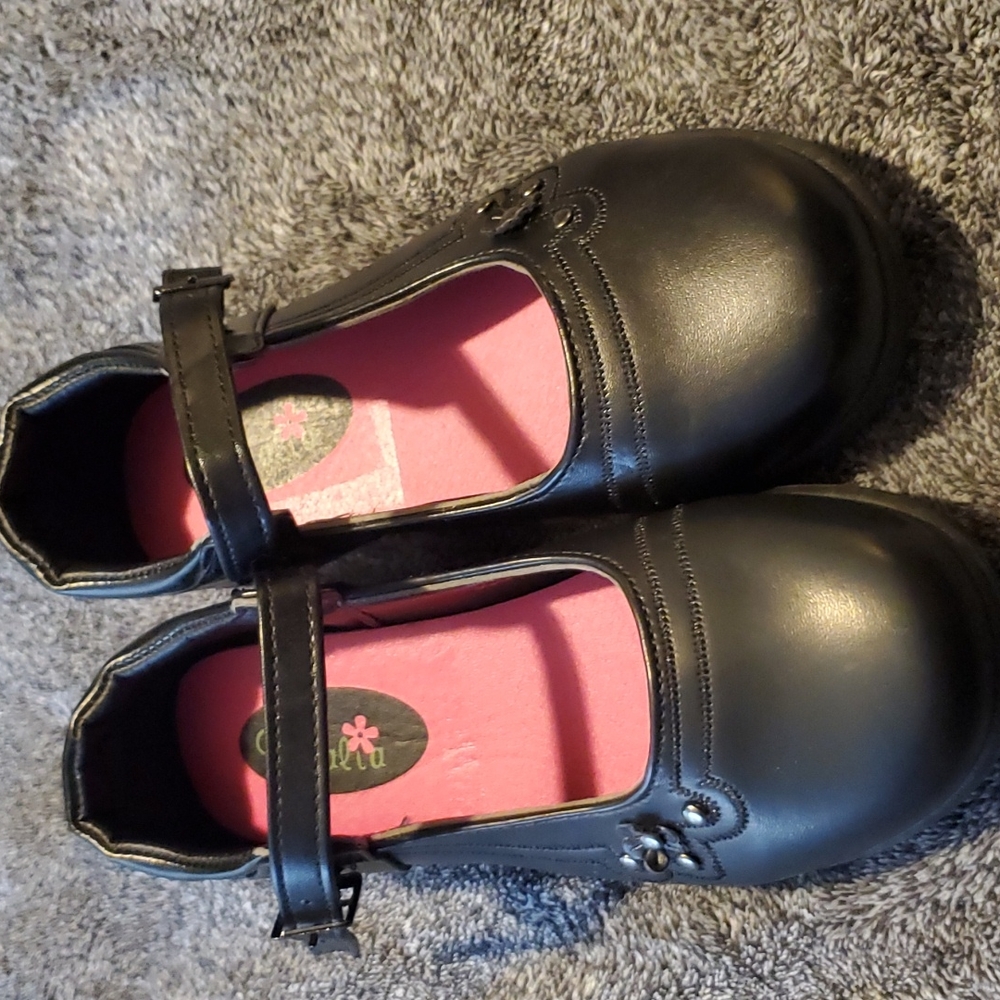 Petalia Black Girls Size 2 Mary Janes